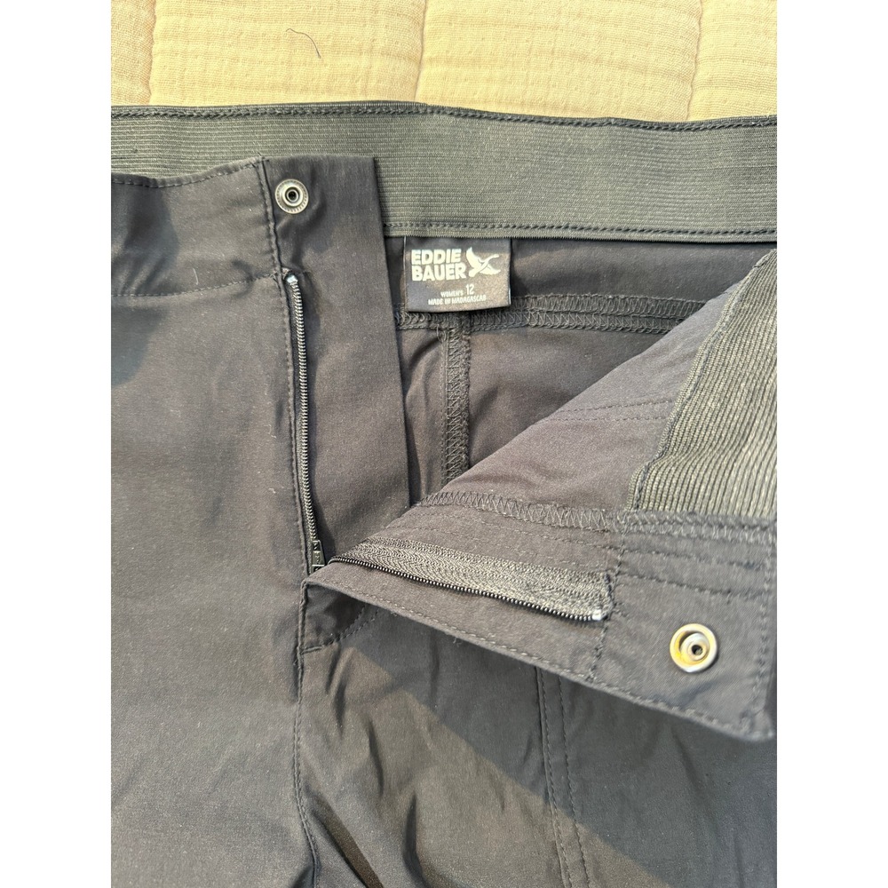 Eddie Bauer Pants Womens 12 Black Horizon Straight Ankle Outdoor Water Repellent - Picture 3 of 7